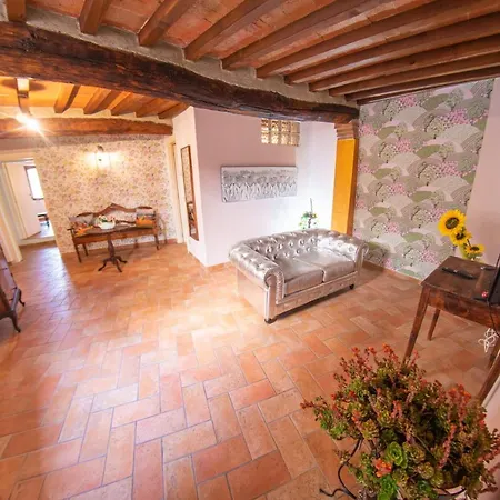 Coccinella House Apartment
